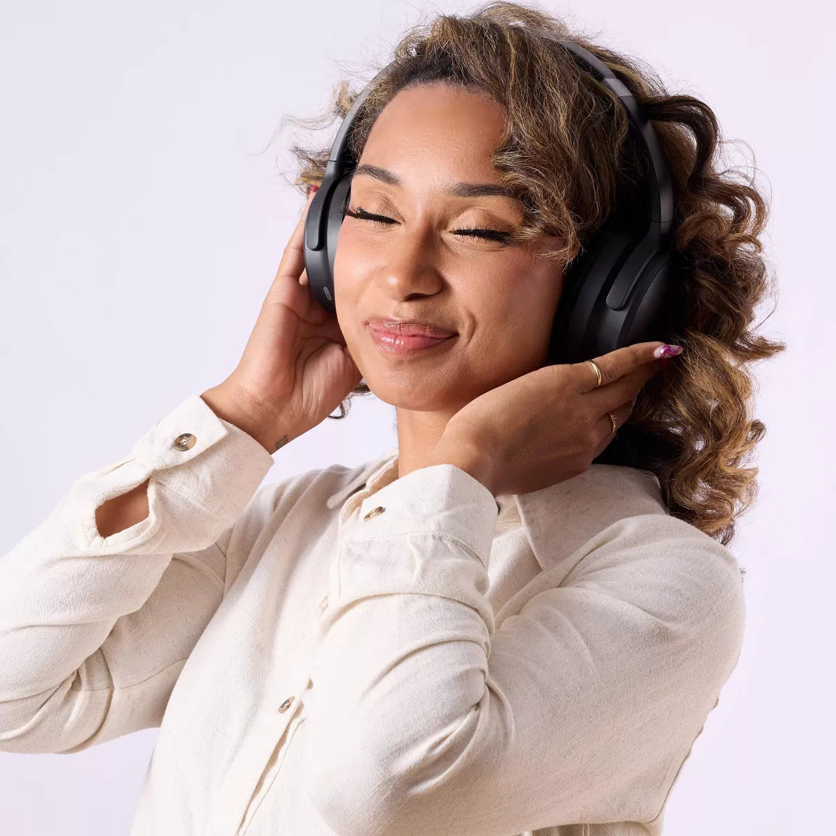 Active Noise Cancelling Bluetooth Wireless Over-Ear Headphones with Detachable Cable - Heyday